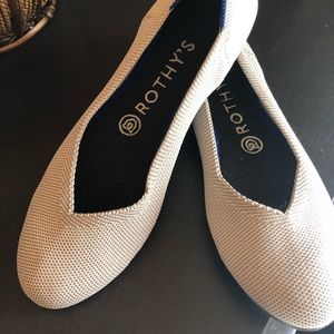 Flax Rothy Round Flats